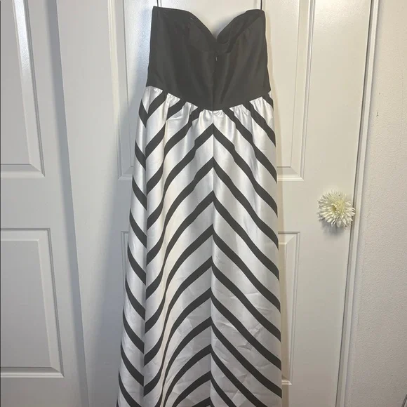 ALFRED SUNG Strapless Sweetheart D724P Black White Chevron Stripe Maxi Dress 16 - Picture 3 of 9